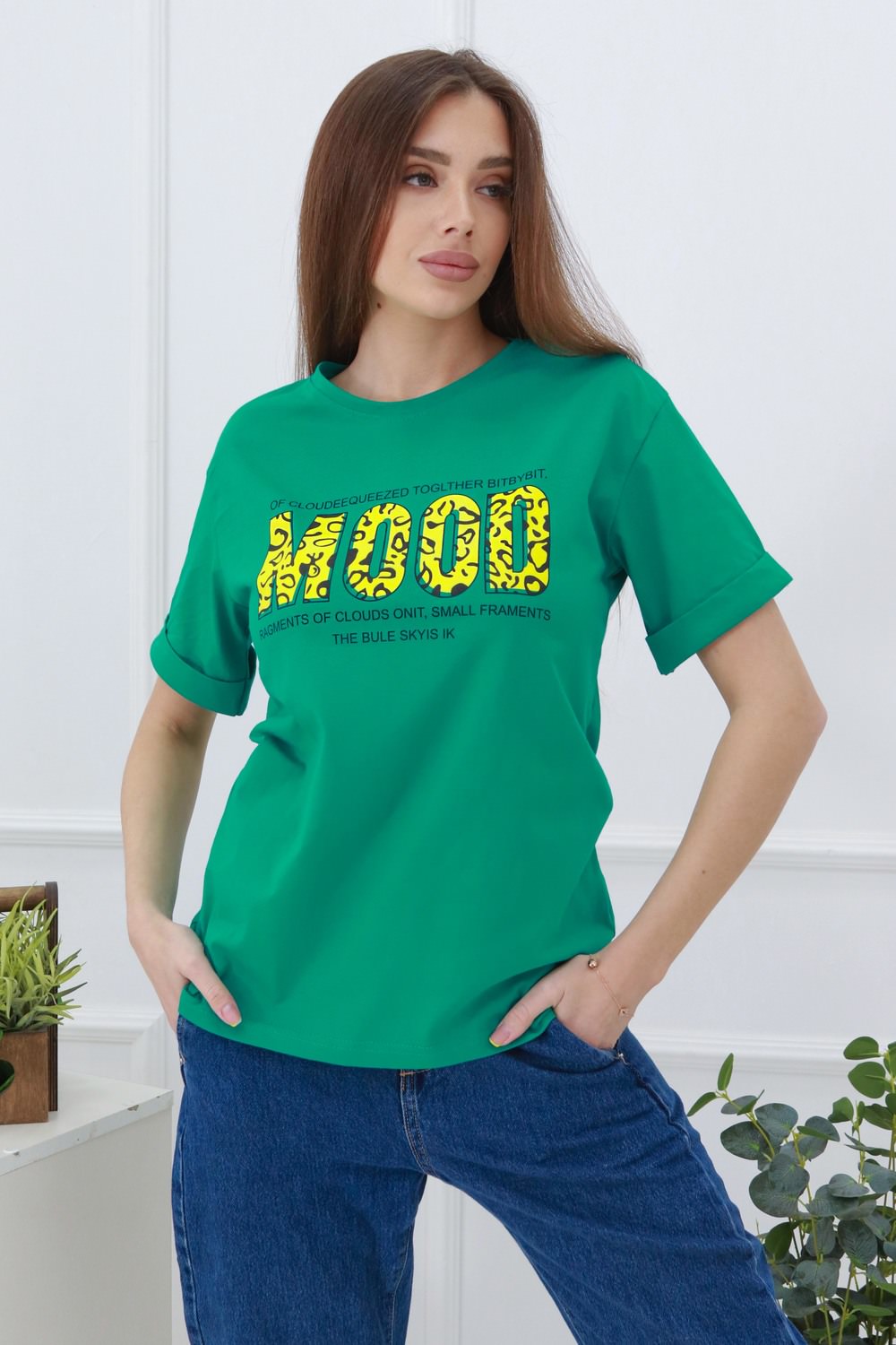 Фото товара 22976, женская ярко зеленая футболка